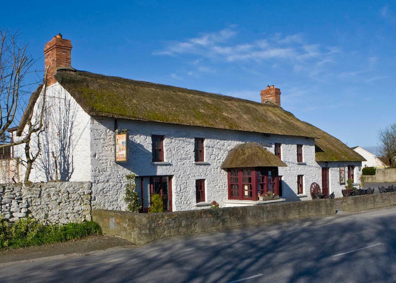 The Snug, Village